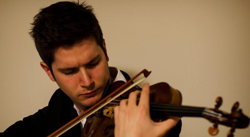 Il violinista Davide Gaspari è nell’Orchestra Europea 
