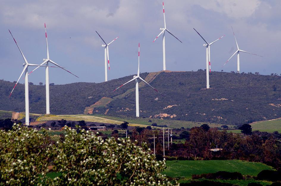 La Corte costituzionale: illegittima la legge sarda sull’eolico 