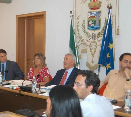Approvato il bilancio e le tasse non saliranno 