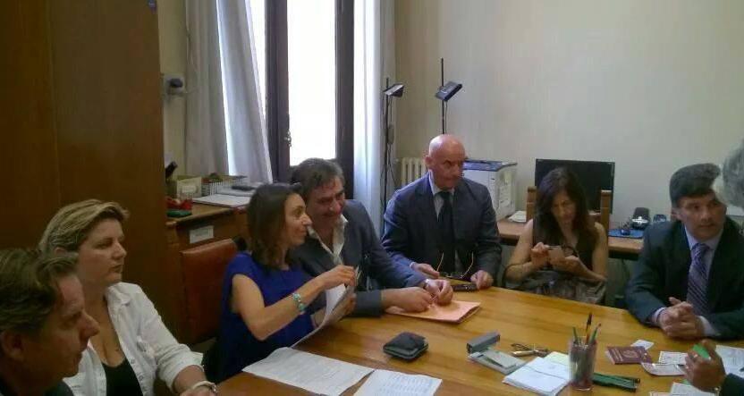 Due volterrani chiedono l’esproprio di Mps e Carige 