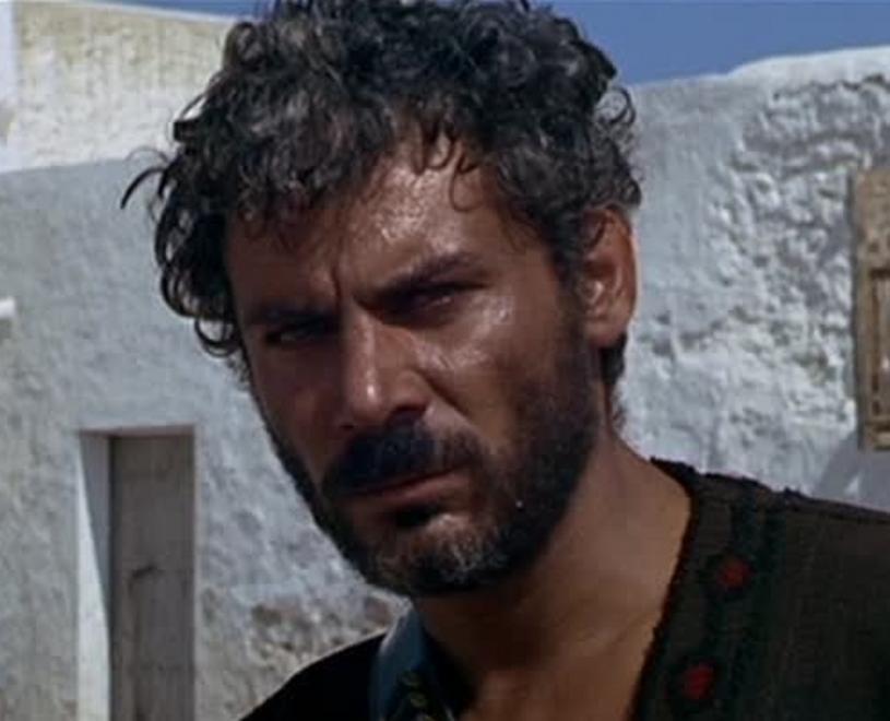 La valigia dell’attore è pronta Piena di ricordi e nuove storie 