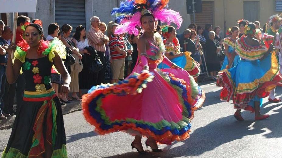 Danze, colori, musica e tradizioni popolari a Ittiri Folk Festa 