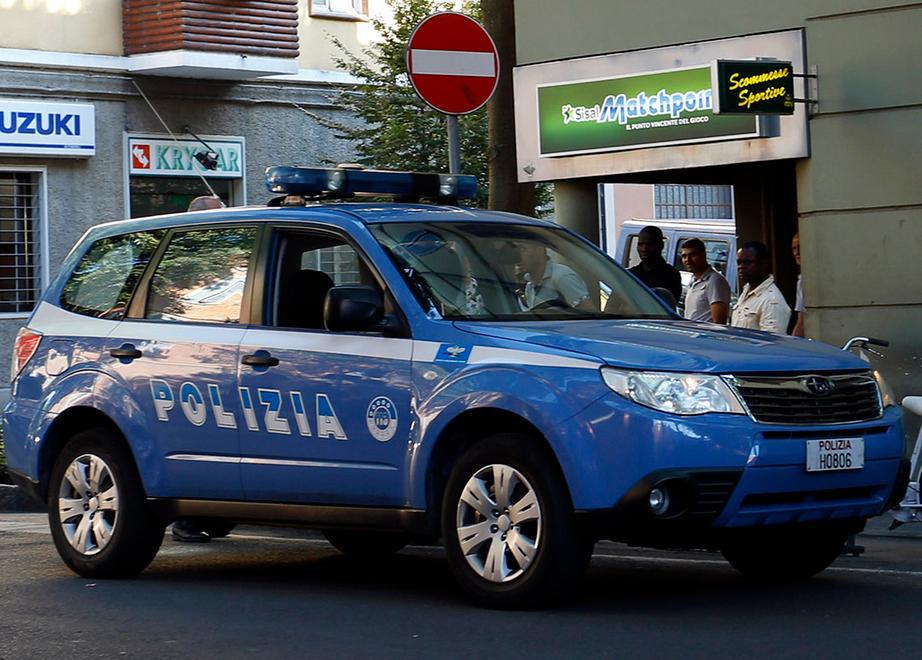 Polizia e vigili, blitz in via Poletti
