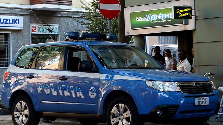 Polizia e vigili, blitz in via Poletti