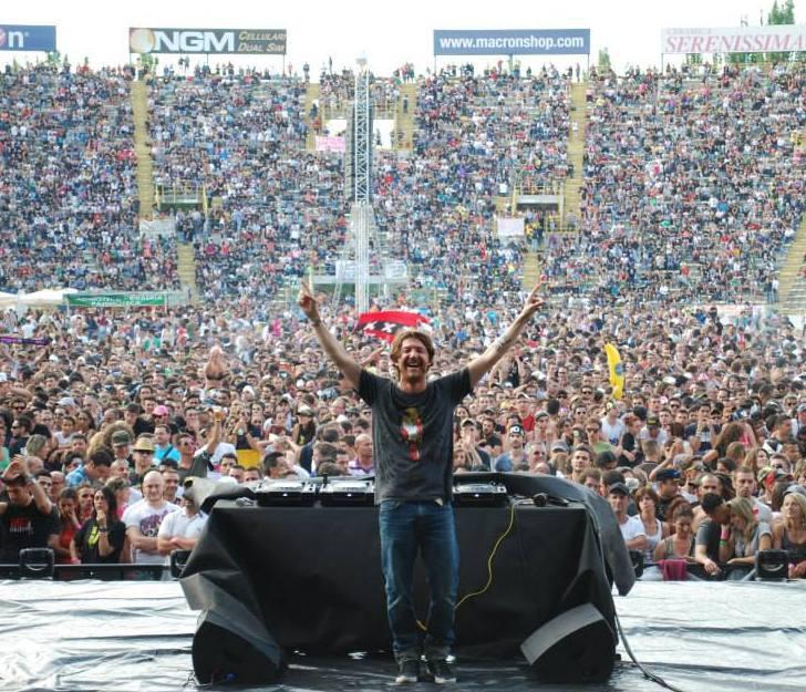 Un dj “alla corte” del Blasco: «Così ho aperto i Live Kom» 