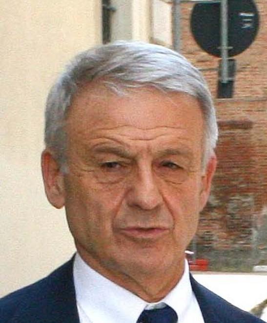L’ex ministro Clini rimesso in libertà
