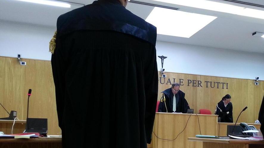 Prato, imprenditori accusati di truffa alla banca