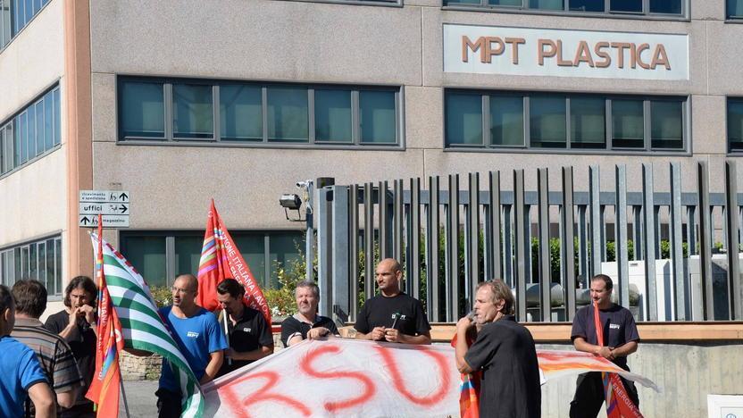 Sciopero alla Mtp plastica per il mancato premio “e per il futuro”