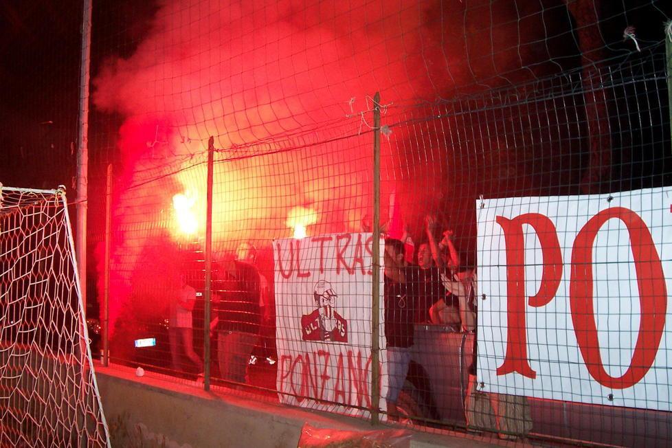 Rissa tra due squadre al torneo dell’Oratorio 