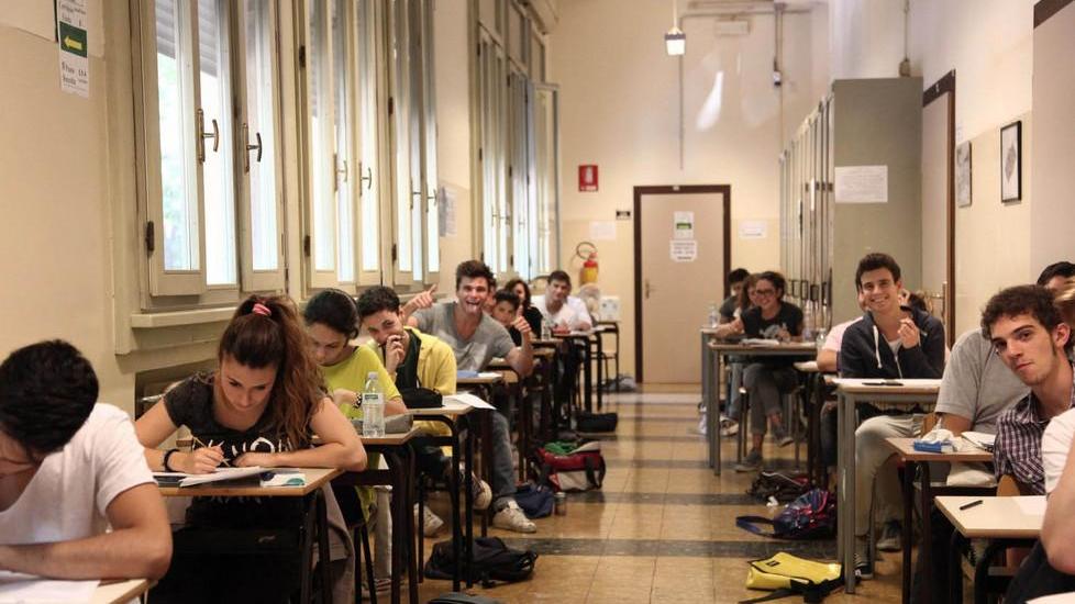 Maturità, ecco gli studenti che “brillano” con cento