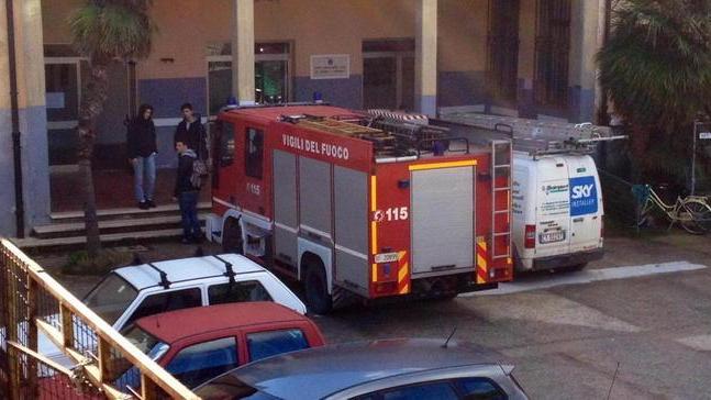 Brignetti, cede il sottotetto Inagibile il primo piano