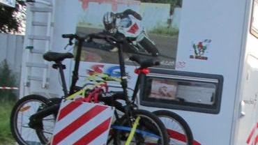 Tragico schianto contro il camper