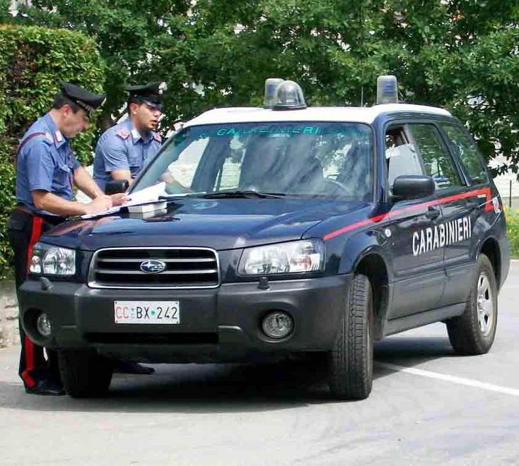Un chilo di droga in casa arrestato dai carabinieri 