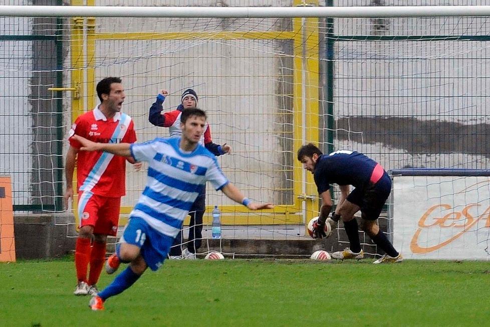 Calcio, la Reggiana ingaggia Giannone ma è destinato alla serie B 