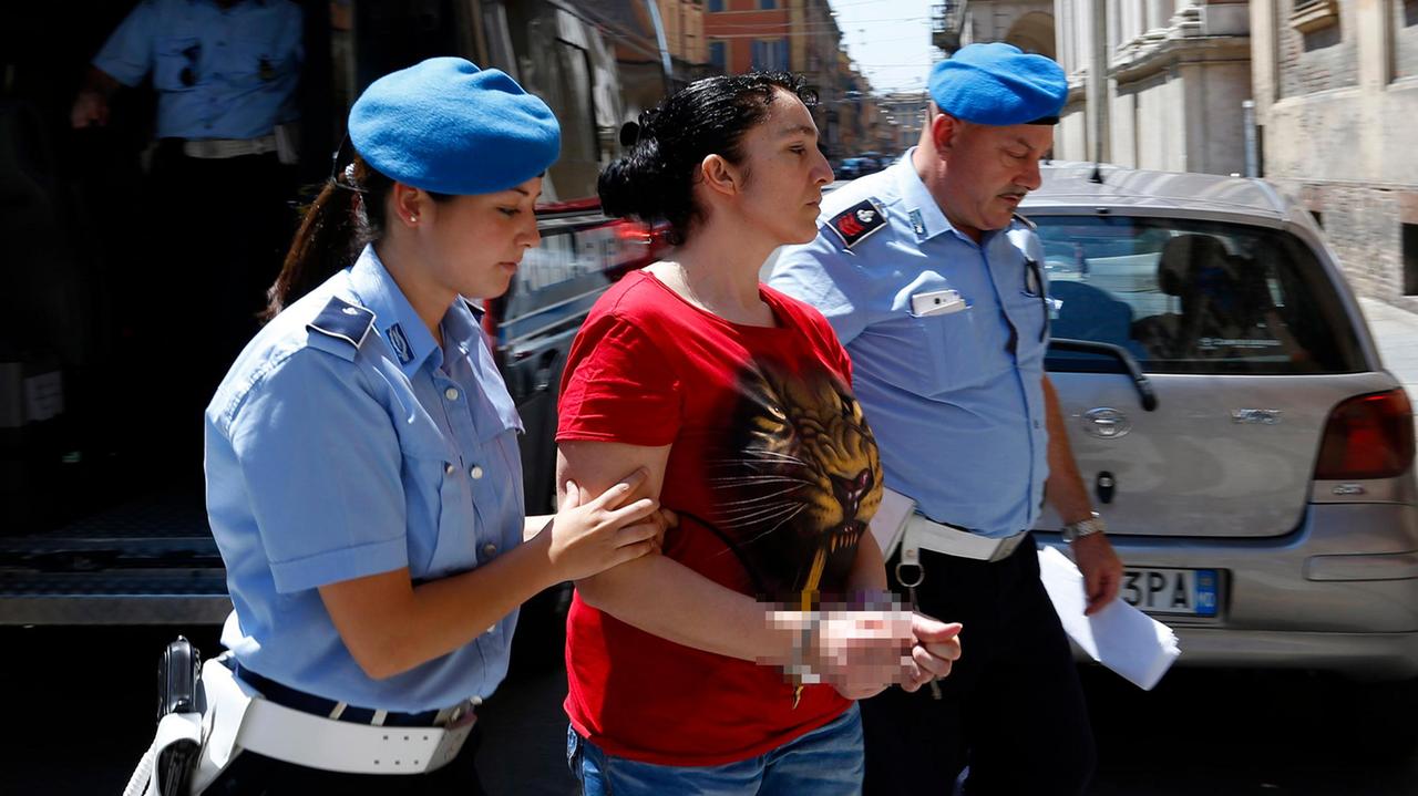 Giordana Guidi portata in tribunale prima della sentenza