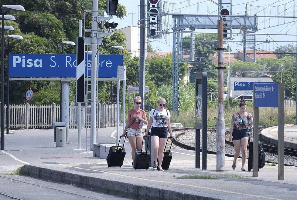 Treni, se scendi a San Rossore ritardo quasi garantito 