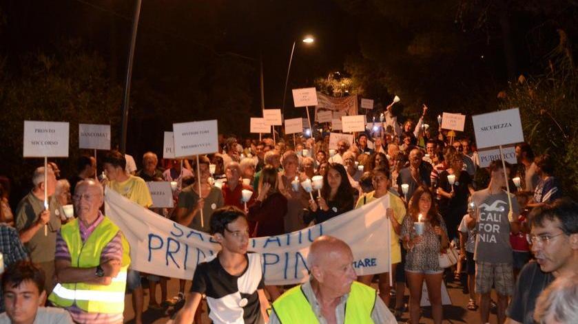 «Vergogna»: mille in marcia a Principina
