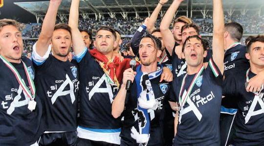 La promozione azzurra finisce in un romanzo 