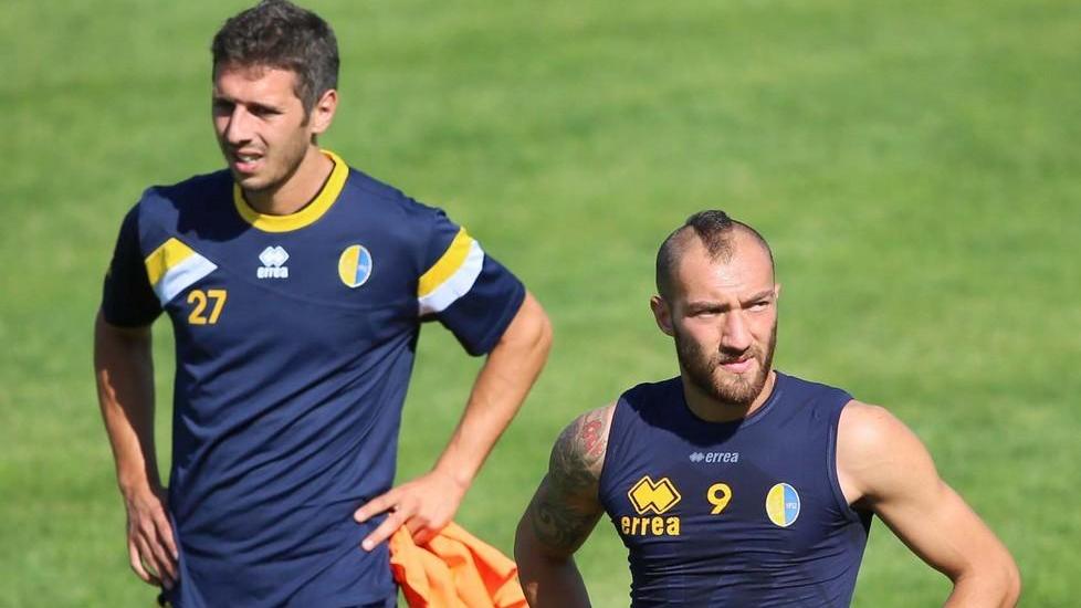 Modena, che rombo con Diablo e Ferrari