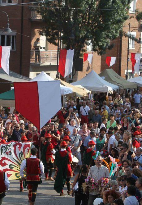 Arriva la coppia imperiale, Giustiniano e Teodora