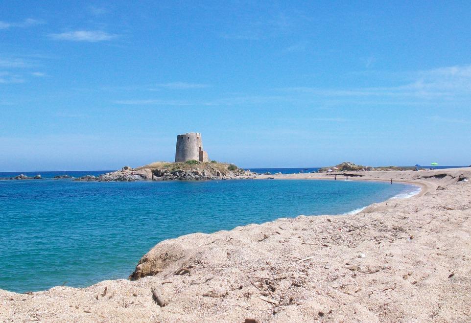 Marina di Barì, sabbia dorata e acqua dalle tonalità turchesi 