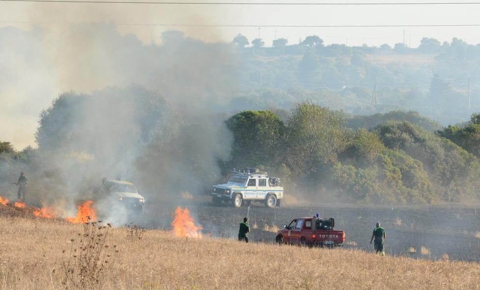 Nuovo incendio lungo la Camionale