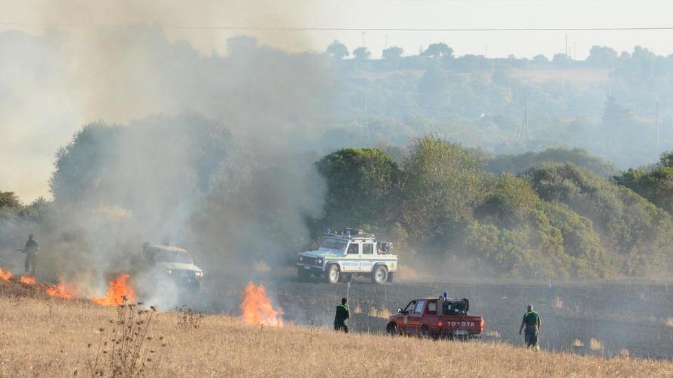 Nuovo incendio lungo la Camionale