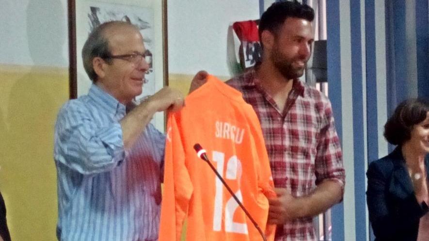 Siniscola, benemerenza al portiere Salvatore Sirigu