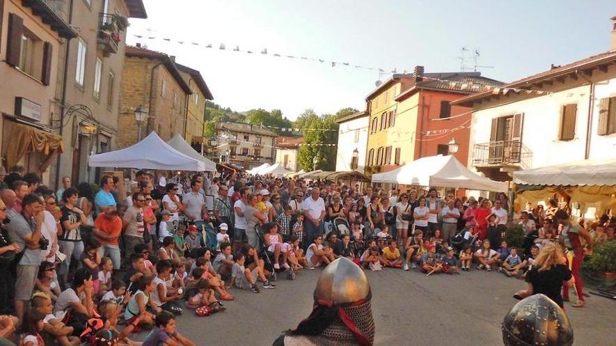 Il medioevo rivive a Frassinoro Il calcio si fa spettacolo a Vignola