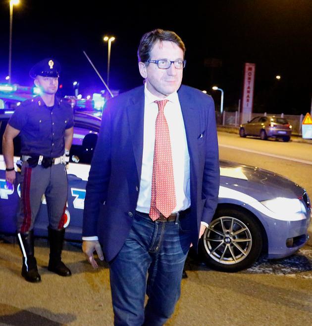 Il sindaco “testa” la sicurezza e partecipa ai controlli notturni 