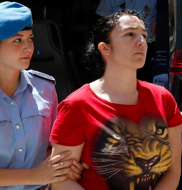 Sparò 30 volte al fratello: 10 anni, 8 mesi 