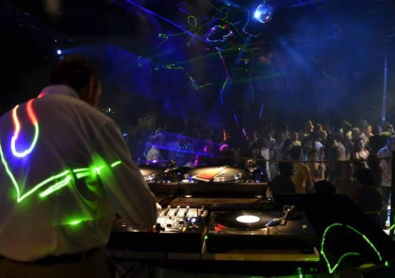Rivive la Dancing Severi al giardino Clic