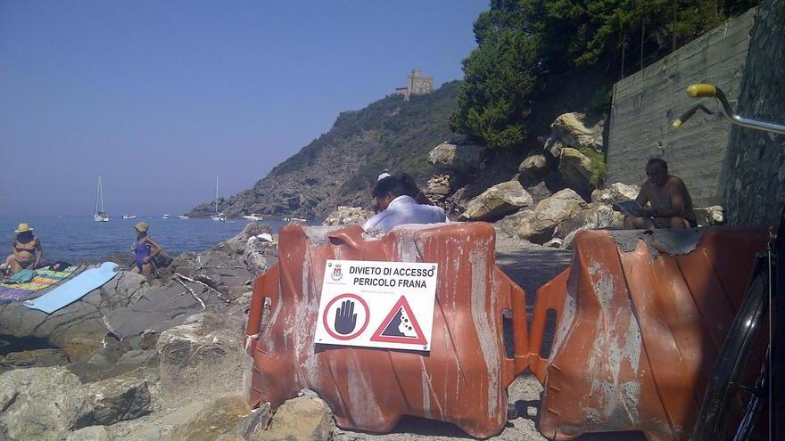 Lavori lumaca, la passeggiata di Quercianella resta chiusa
