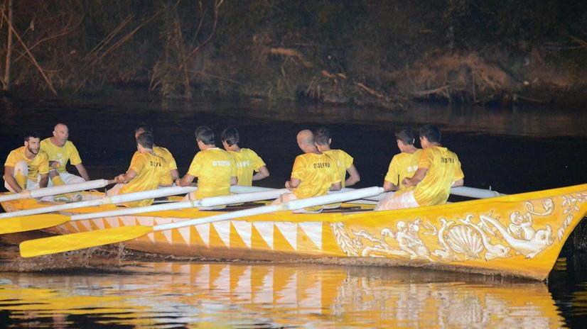 Vince “Di Sopra”: il palio di San Lorenzo va all’equipaggio giallo