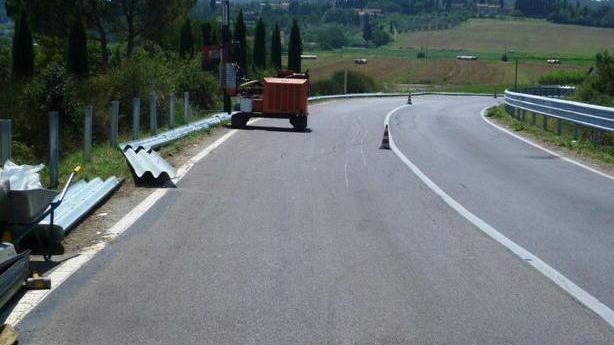 Sostituiti i guard rail ai due sovrappassi della Fi-Pi-Li