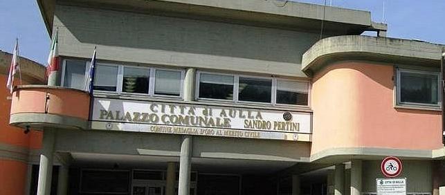 Apre lo sportello per aiutare i giovani 