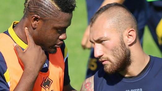 Il primo abbraccio al nuovo Modena