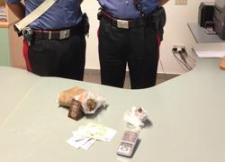 Arrestati con 600 gr di marijuana sulla strada del Teatro del Silenzio 