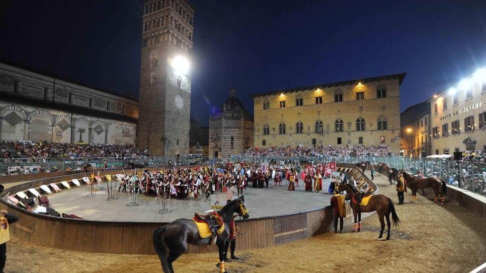 Giostra dell’Orso in balia del maltempo