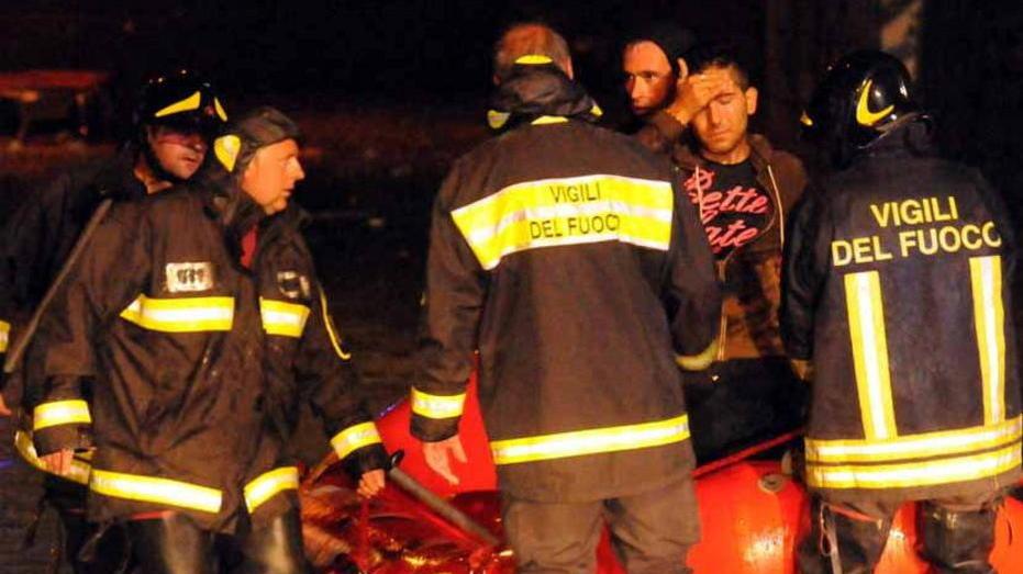Esonda il Freddana, famiglie evacuate: paura nella notte