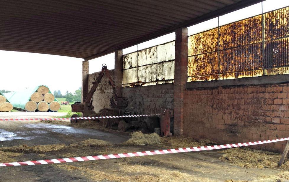Ancora un incendio notturno in un fienile