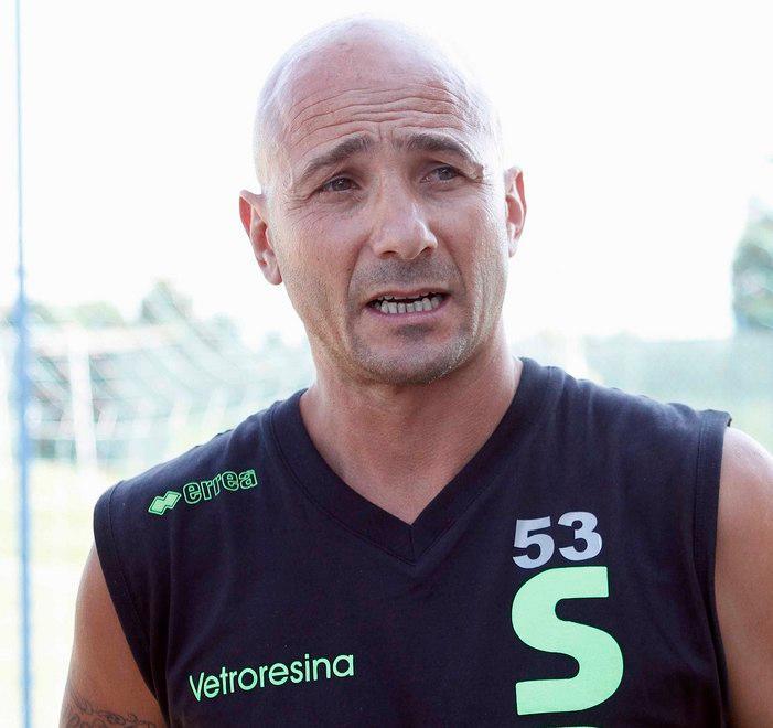 SQUADRA AL LAVORO