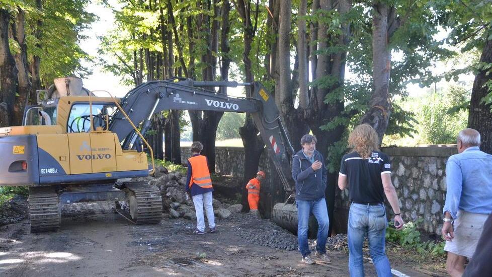 Famiglie isolate a Torre, “scivola” a valle una casa tra Forci e Vecoli