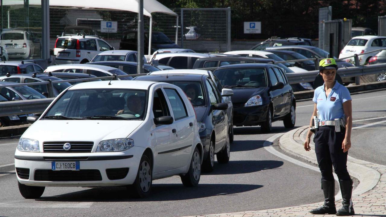 Tamponamento fra quattro auto blocca la Declassata