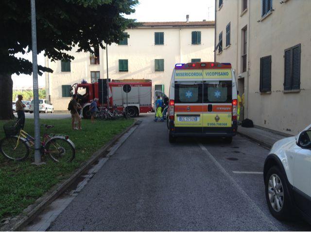 Lo trovano morto nel bagno