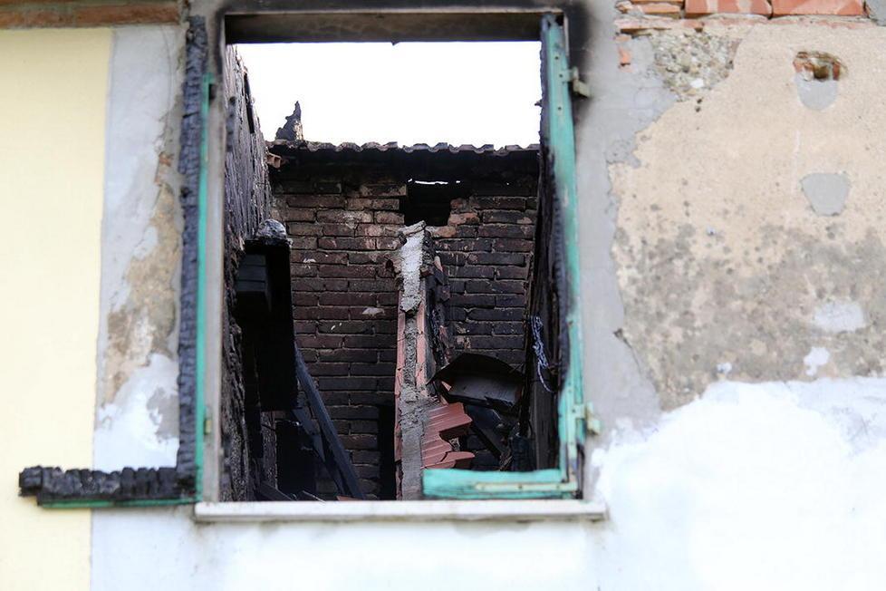Fiamme a Lazzeretto, distrutta un’abitazione 