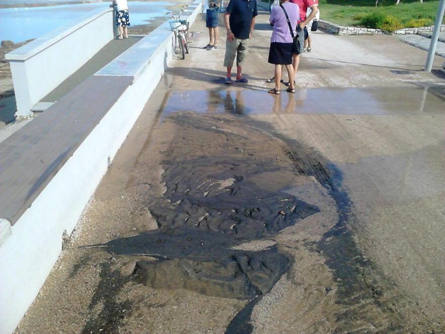 Sversamenti sulla spiaggia 