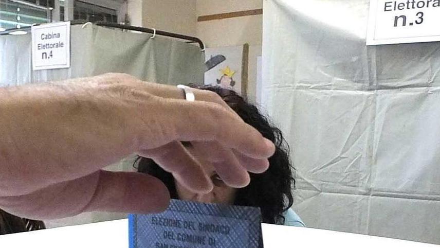 Sui contributi elettorali c’è chi vuole tutti i nomi