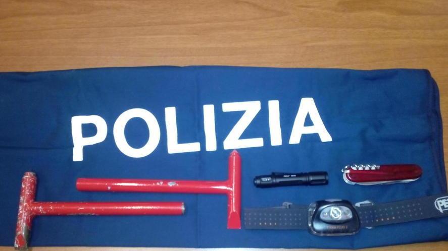 Furti nei parcheggi, controlli e segnalazioni