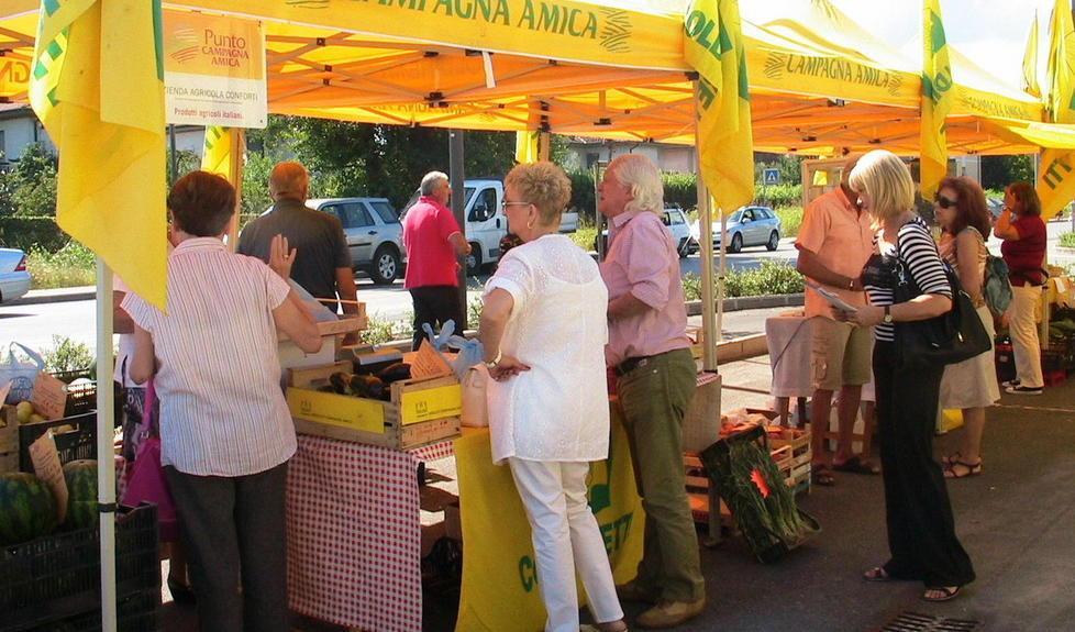 Apre il mercato Campagna Amica 